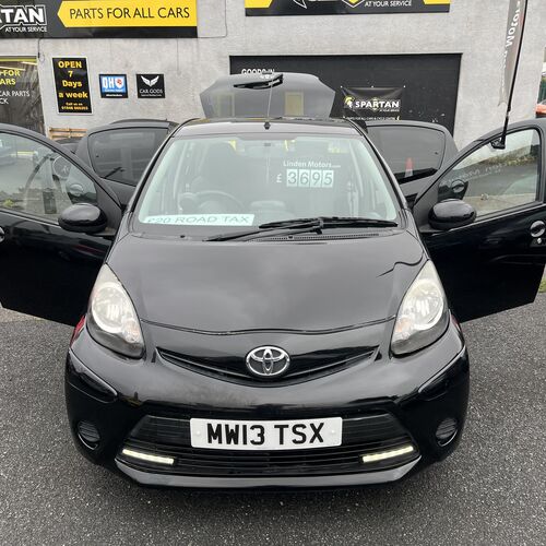 2013 (13) TOYOTA AYGO "MOVE WITH STYLE" 1.0 5 DOOR 