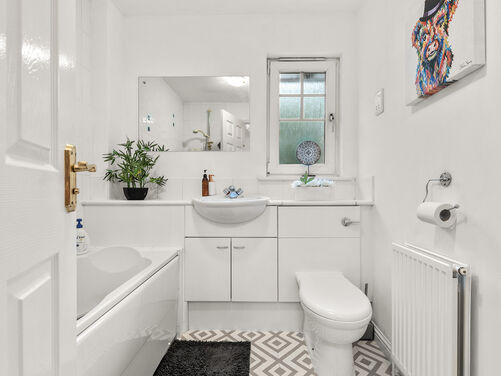 Bryson Place, Larbert, FK5 4FZ