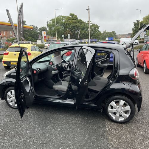 2013 (13) TOYOTA AYGO "MOVE WITH STYLE" 1.0 5 DOOR 