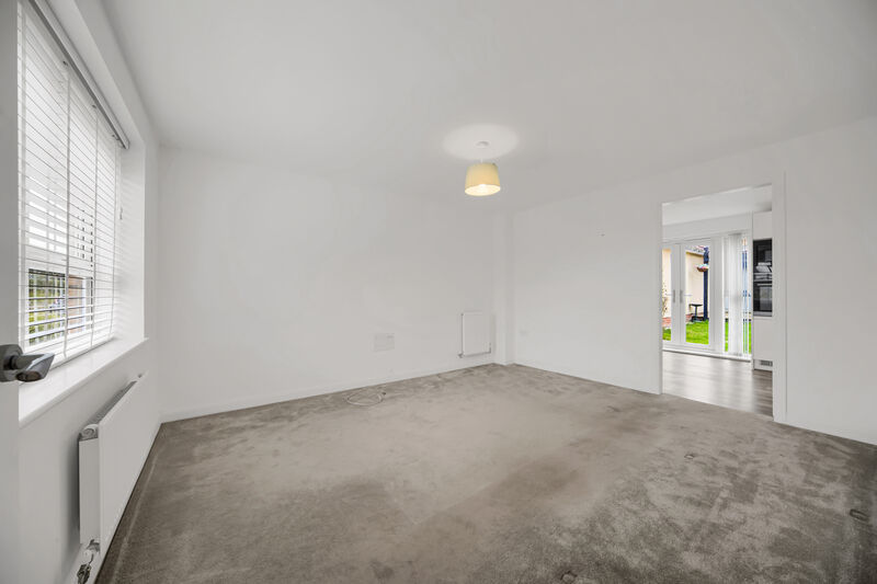 CLOS GLASCOED DINAS POWYS UNFURNISHED THREE BEDROOM DETACHED HOUSE WITH GARAGE 