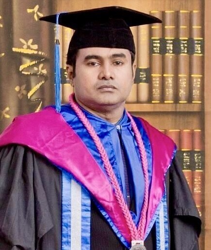 பேராசிரியராக பதவியுயர்வு