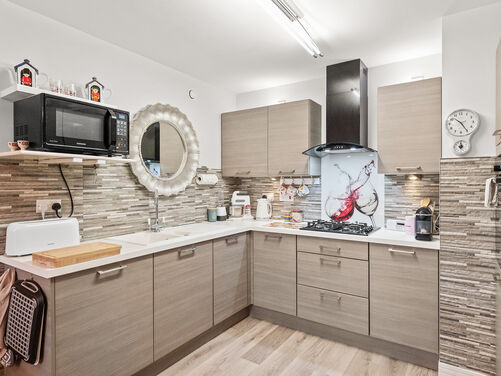 Crown Crescent, Larbert, FK5 4XP