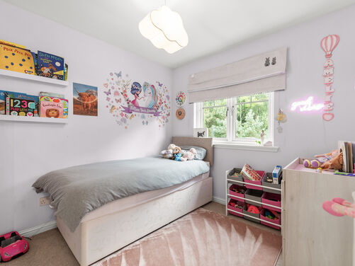 Bryson Place, Larbert, FK5 4FZ