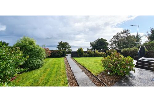 45 Craigmore Road, Rothesay, Isle of Bute, PA20 9ES