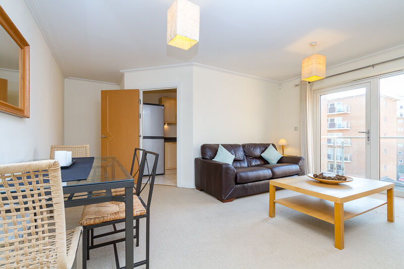 CENTURY WHARF CARDIFF BAY FURNISHED TWO BEDROOM APARTMENT