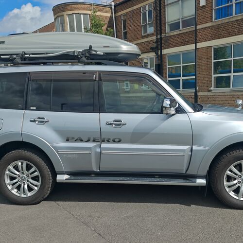 MITSHUBISHI Pajero Shogun 3.8 V6 2012 - Petrol Euro5 Ulez Compliant