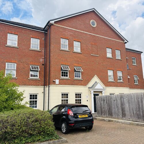 BROUGHTON - 2 BEDROOM - 2 BATHROOM APARTMENT