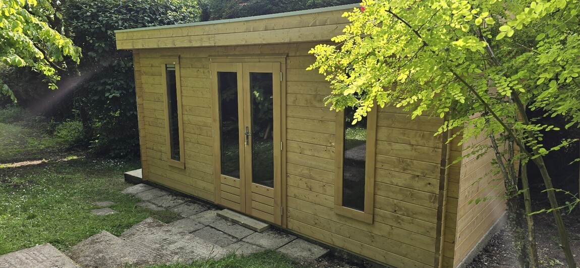 Bespoke Garden Offices, Log Cabins & Garden Buildings in Cornwall