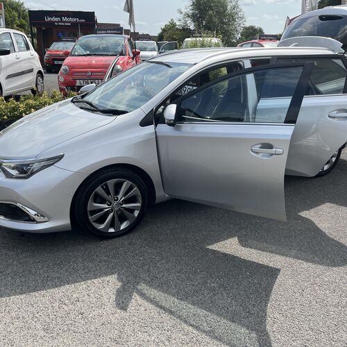 2017 (17) TOYOTA AURIS TOURING SPORT 1.2T Excel TSS 5 DOOR CVT ESTATE # AUTOMATIC #