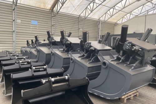 Scandinavian Style Hydraulic Tilting Grading Buckets