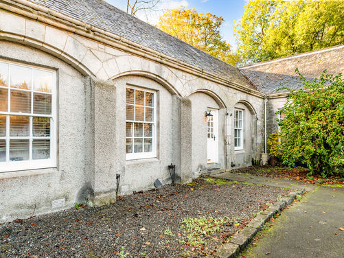 Inzievar Courtyard, Inzievar, Dunfermline, KY12 8HB