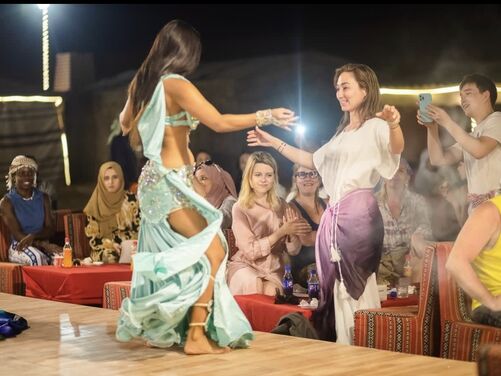 Evening Red Dune Desert Safari With BBQ Dinner