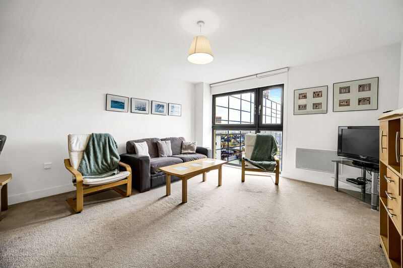 LANDMARK PLACE CARDIFF CITY CENTRE FURNISHED TWO BEDROOM APARTMENT WITH PARKING