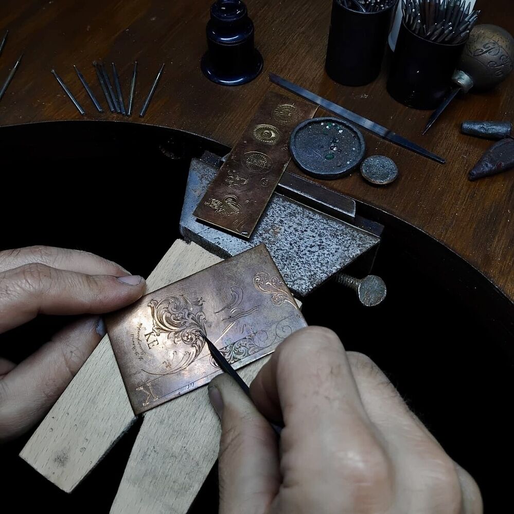 Hand engraving