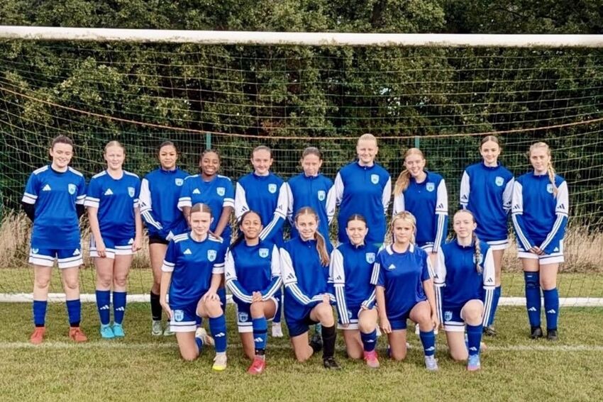 U15