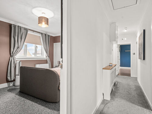 Redlands Road, Tullibody, FK10 2QH