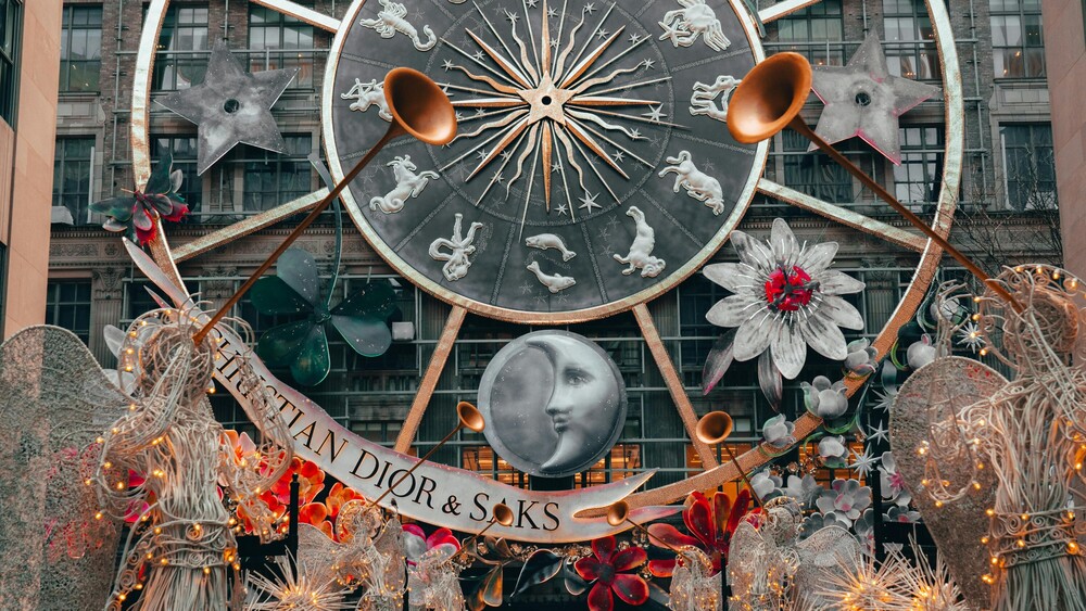 The Santas and Scrooges of Astrology