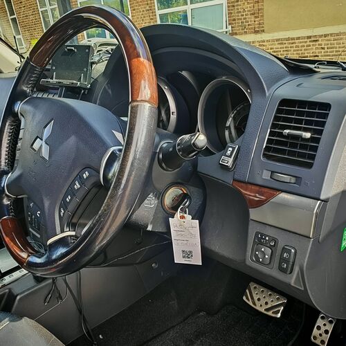 MITSHUBISHI Pajero Shogun 3.8 V6 2012 - Petrol Euro5 Ulez Compliant