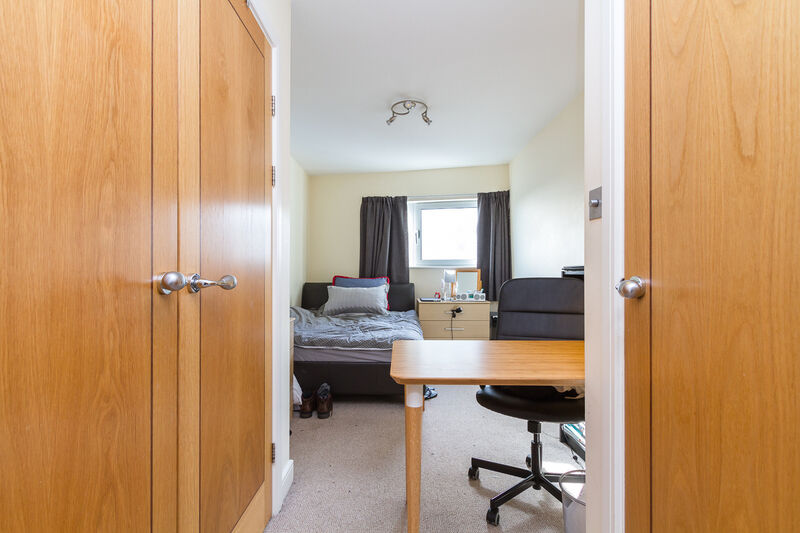 ALTOLUSSO CARDIFF CITY CENTRE FULLY FURNISHED TWO BEDROOM APARTMENT WITH PARKING