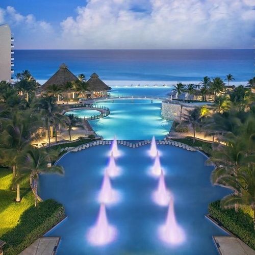 The Westin Lagunamar Ocean Resort Villas & Spa Cancun