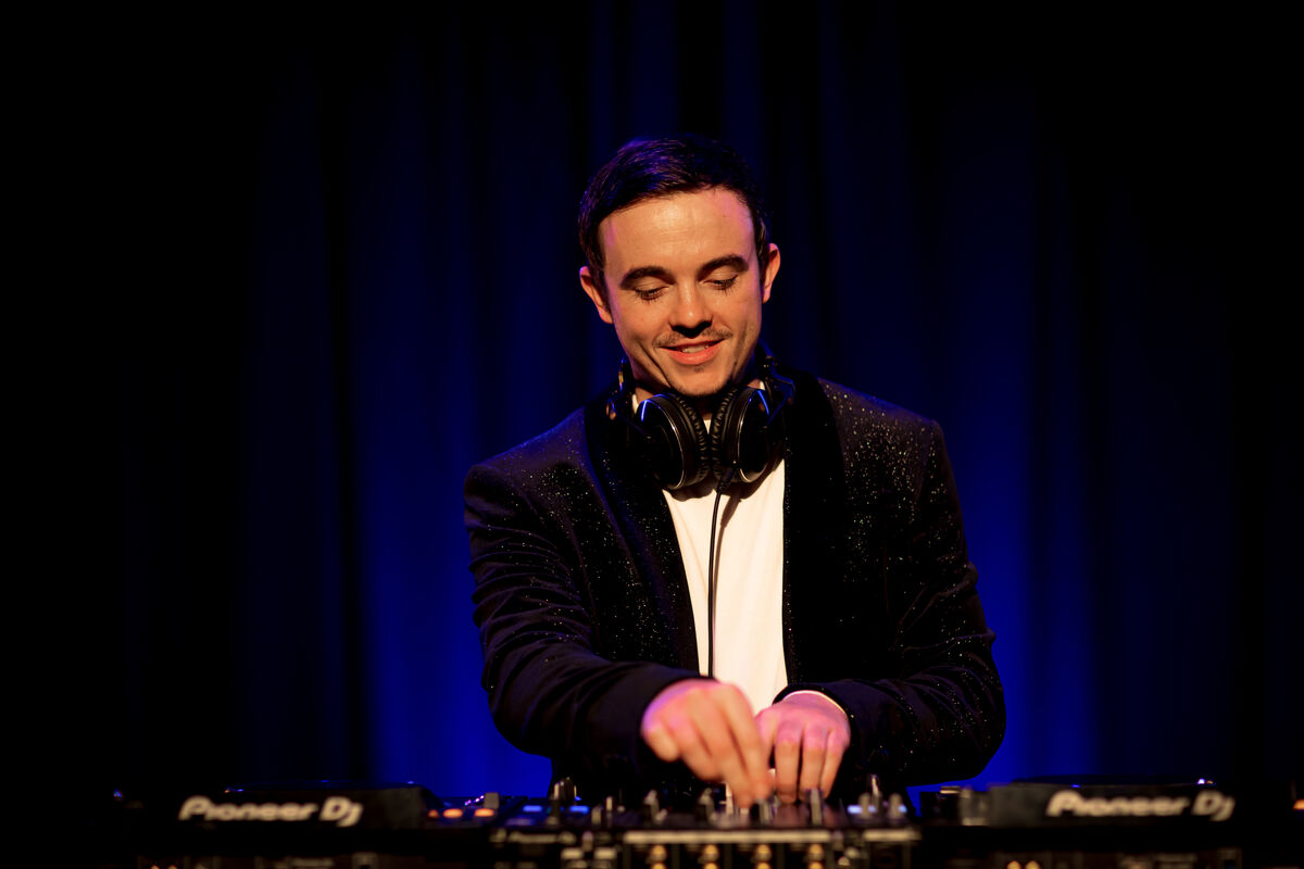 Dj Carl