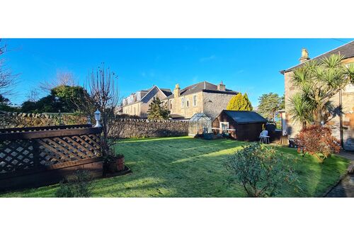 Duntrune, 52 Crichton Road, Rothesay, Isle of Bute, PA20 9JT