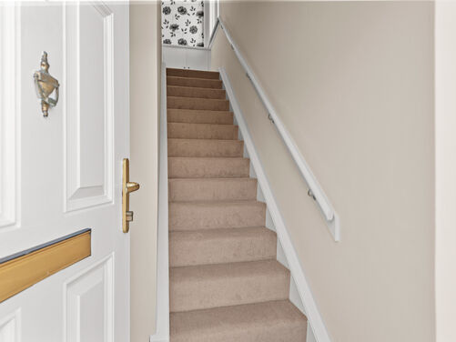 Stirling Road, Tullibody, FK10 2QE