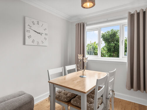 Craigton Crescent, Alva, FK12 5DS