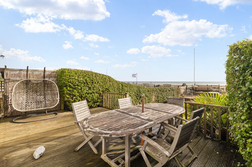 Coast Road, Pevensey Bay