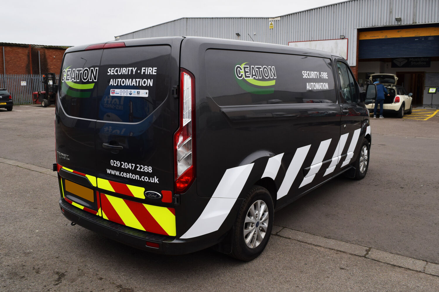 Ceaton Security - 12x Ford Transit Custom 