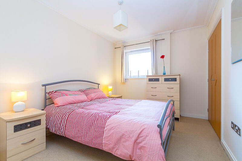 CENTURY WHARF CARDIFF BAY FURNISHED TWO BEDROOM APARTMENT