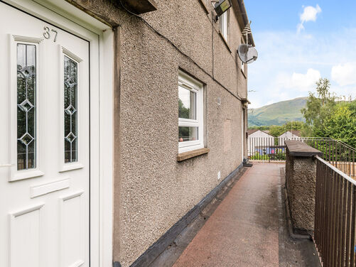 Barnhill Drive, Tullibody, FK10 2RL