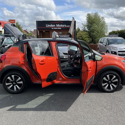 2018 (67) CITROEN C3 1.2 PURE TECH 82 FLAIR 5 DOOR 