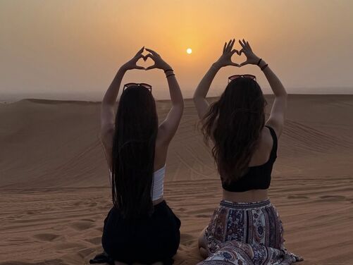 Evening Red Dune Desert Safari With BBQ Dinner