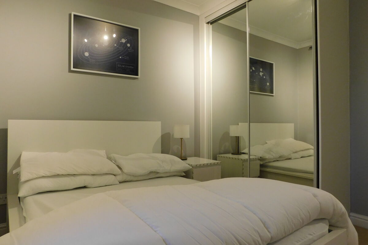 Kempton Court, Sunbury