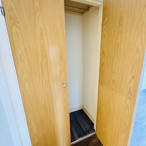 BROUGHTON - 2 BEDROOM - 2 BATHROOM APARTMENT
