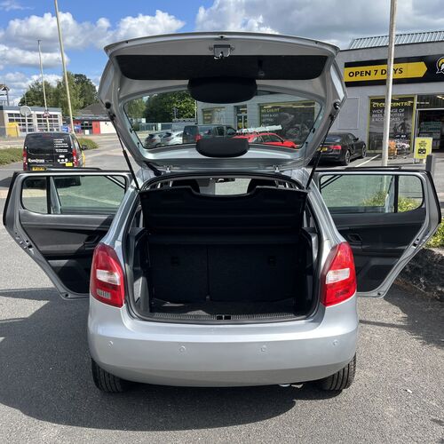 2013 (13) SKODA FABIA HATCHBACK 1.2 12V SE 5 Door