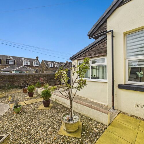 3 Waverley Place, Saltcoats