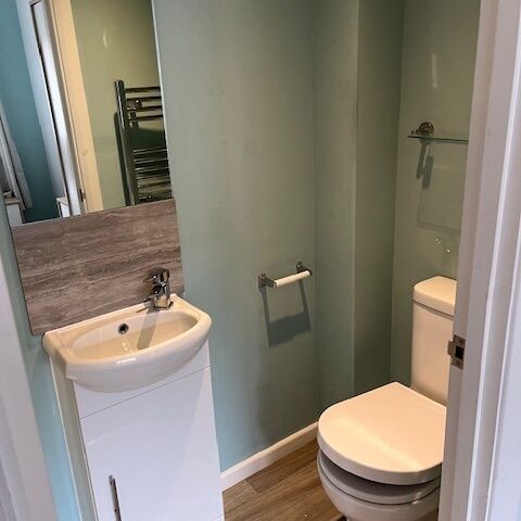 Conisborough Ensuite Room To Let