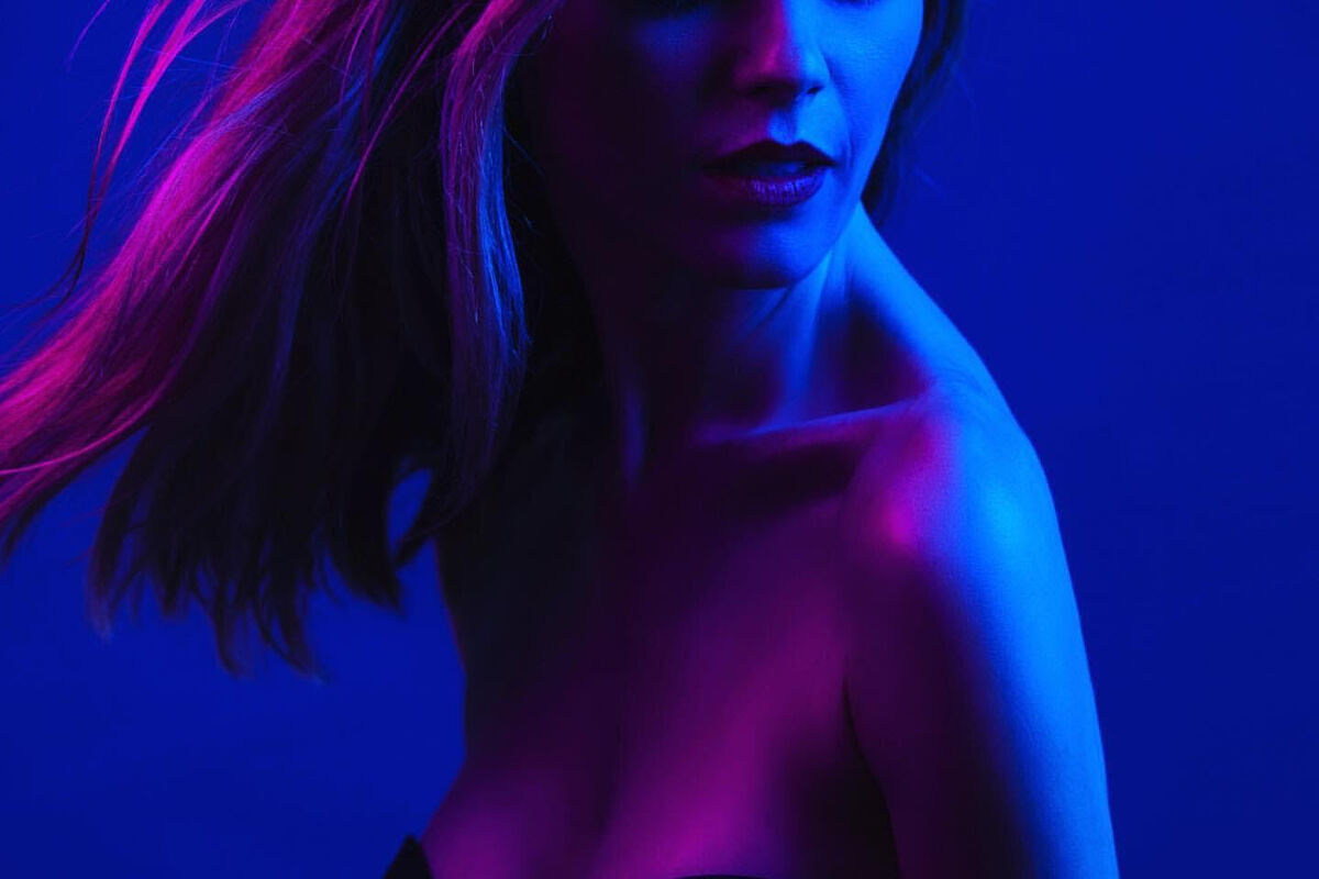 Dj Ella