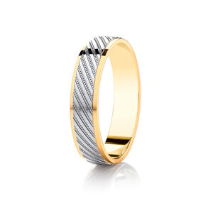 18ct 5mm TWO COLOUR diamond cut diagonal mille-grain detail ring