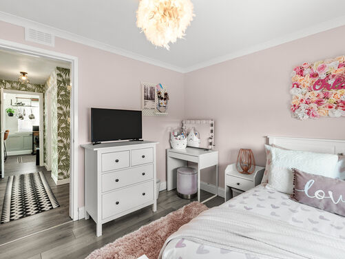 Briardene, Laurieston, FK2 9JF