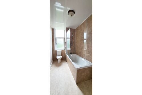 Upper Flat, Clan Villa, Bridge Street, Rothesay, Isle of Bute, PA20 0HQ