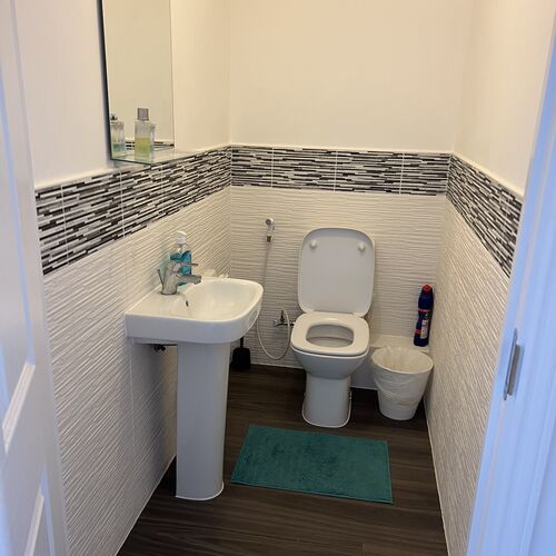 NEWTON LEYS - 3 BEDROOM 2 BATHROOM TOWNHOUSE - GARDEN