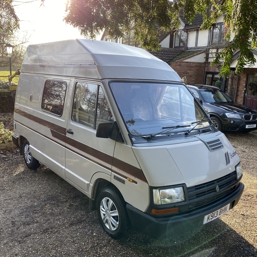 Holdsworth Rainbow Camper Van 1993 Renault Trafic 2.1 Diesel - FIXED BED - UNIQUE!