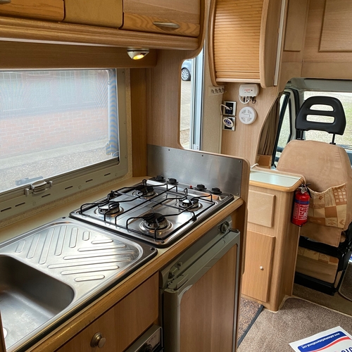 Autocruise Starlight Luxury 2 Berth Compact 5.3m Motorhome 55reg Peugeot Boxer