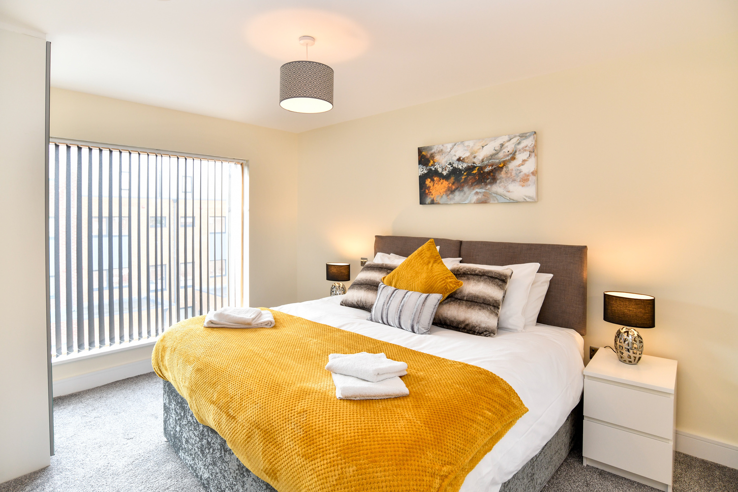 Mariners Walk Townhouse Metro Chic, 4 Stars **** Just Stay Wales