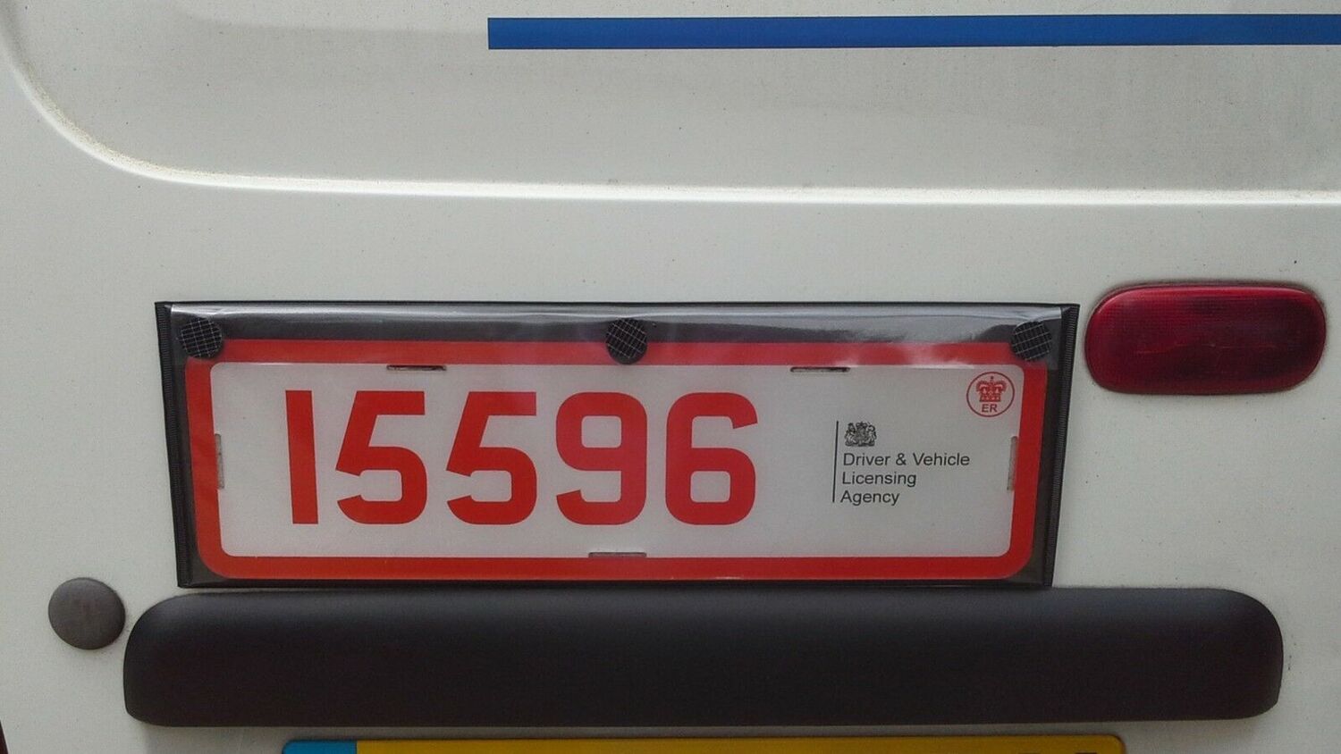 Set of & Suction Trade Plate Holders MPS Direct Limited