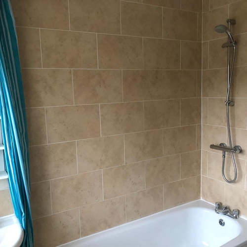 KINGSTHORPE, NORTHAMPTON - 3 BEDROOM HOUSE