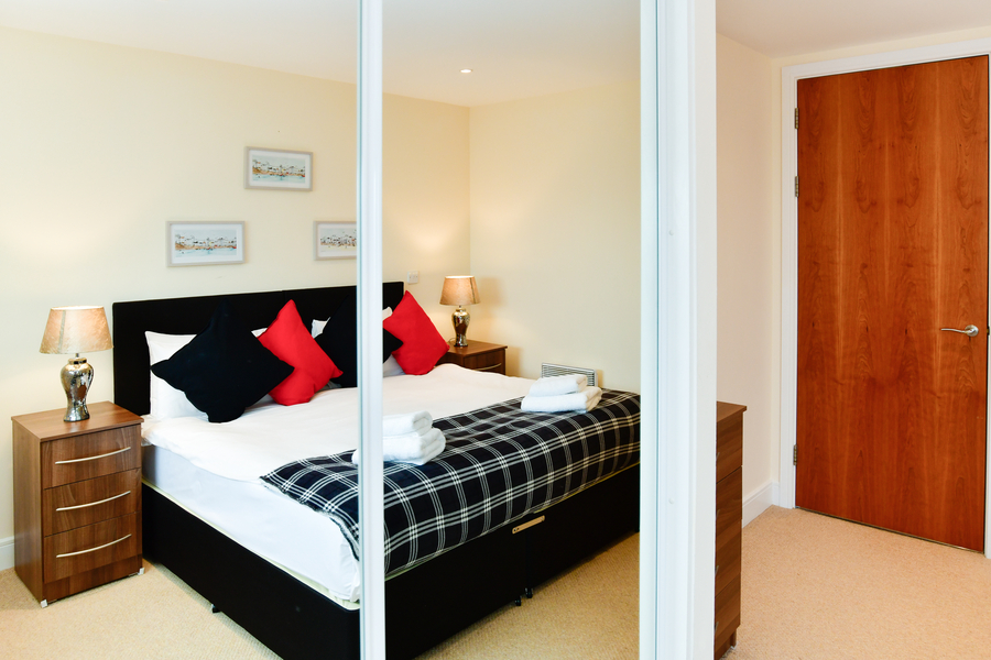 10 Floor Overlooking the Bay -  1 Bedroom 4 Stars ****